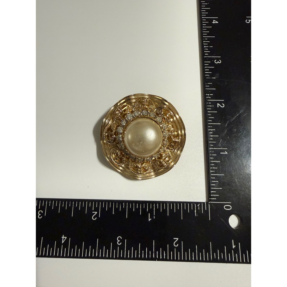 Vintage Gold Tone Faux Pearl Rhinestone Filigree Wavy Round Brooch Pin